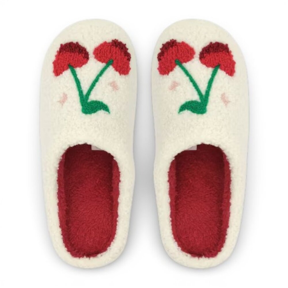 Ashland White Cherry Youth Slippers Cozy Fleece Slip On House Shoes Size: 3 NEW